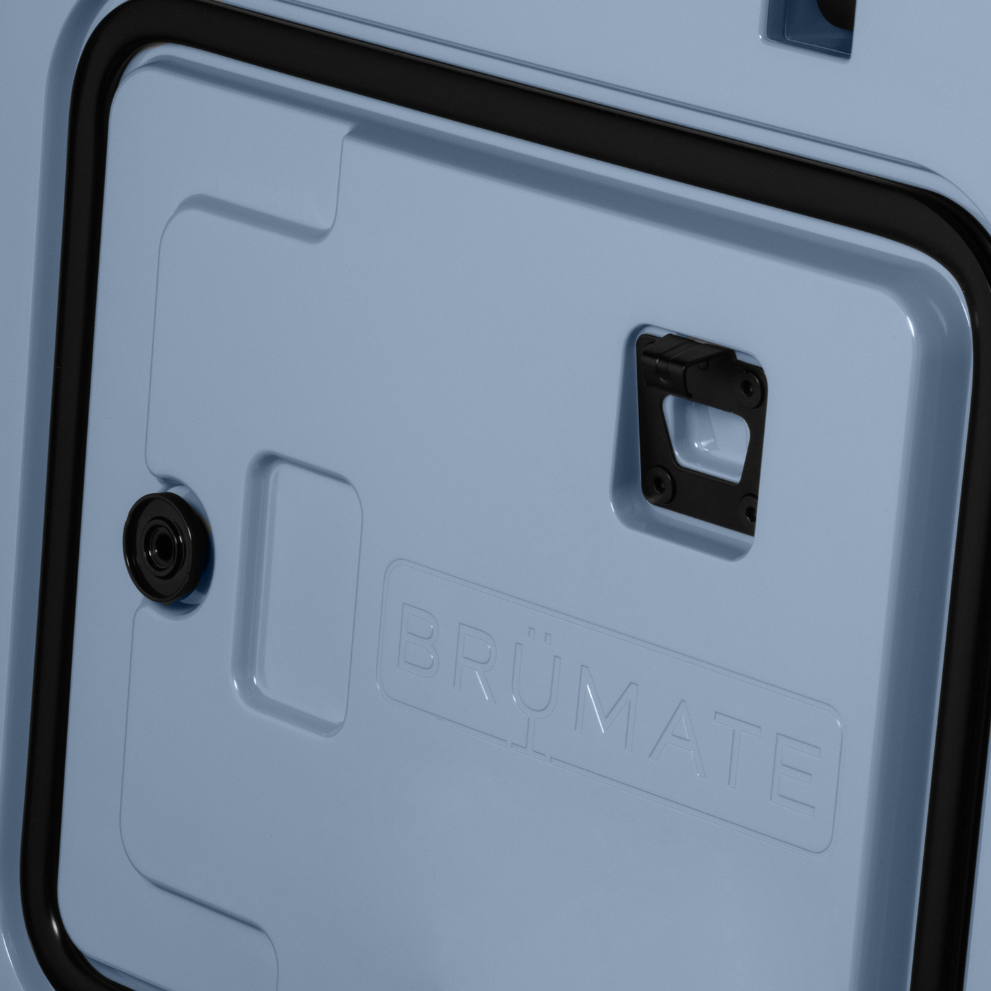 ultimate-day-trip-cooler-bundle-y9 brutank-35qt-denim-bottle-opener.png