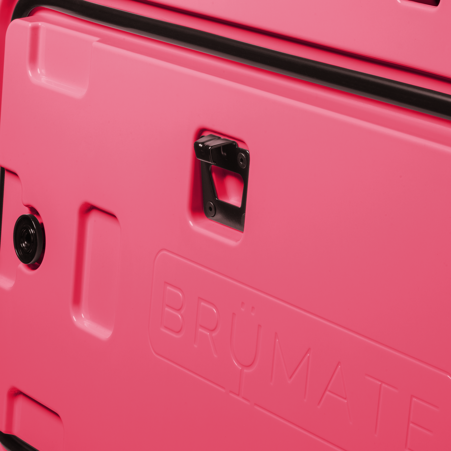 brutank-c4 brutank-55qt-neonpink-bottle-opener.png