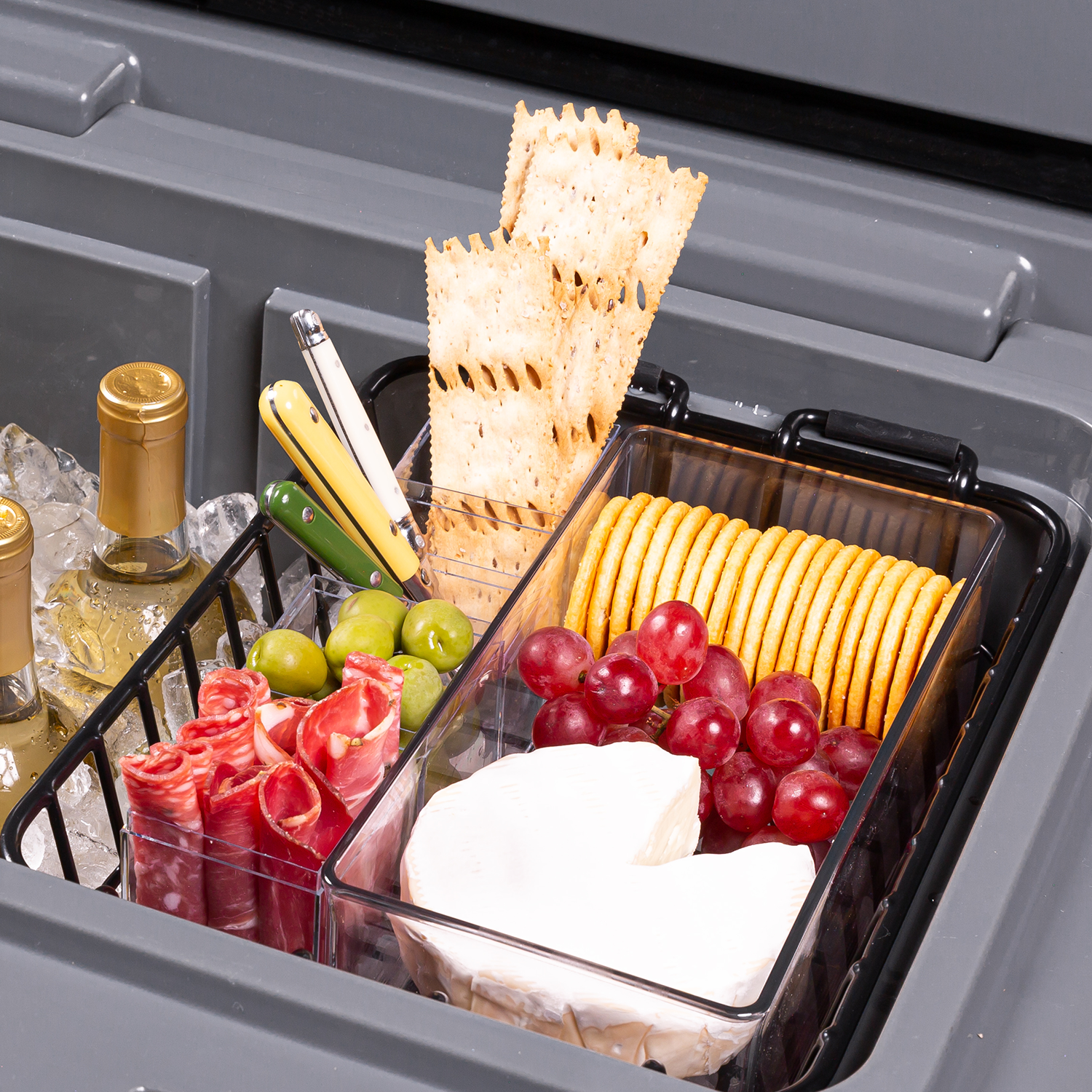 brutank-35qt-55qt-dry-rack-r9 brutank-dry-rack_accessory_alt-1.png